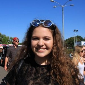 Meet your Posher, Claire